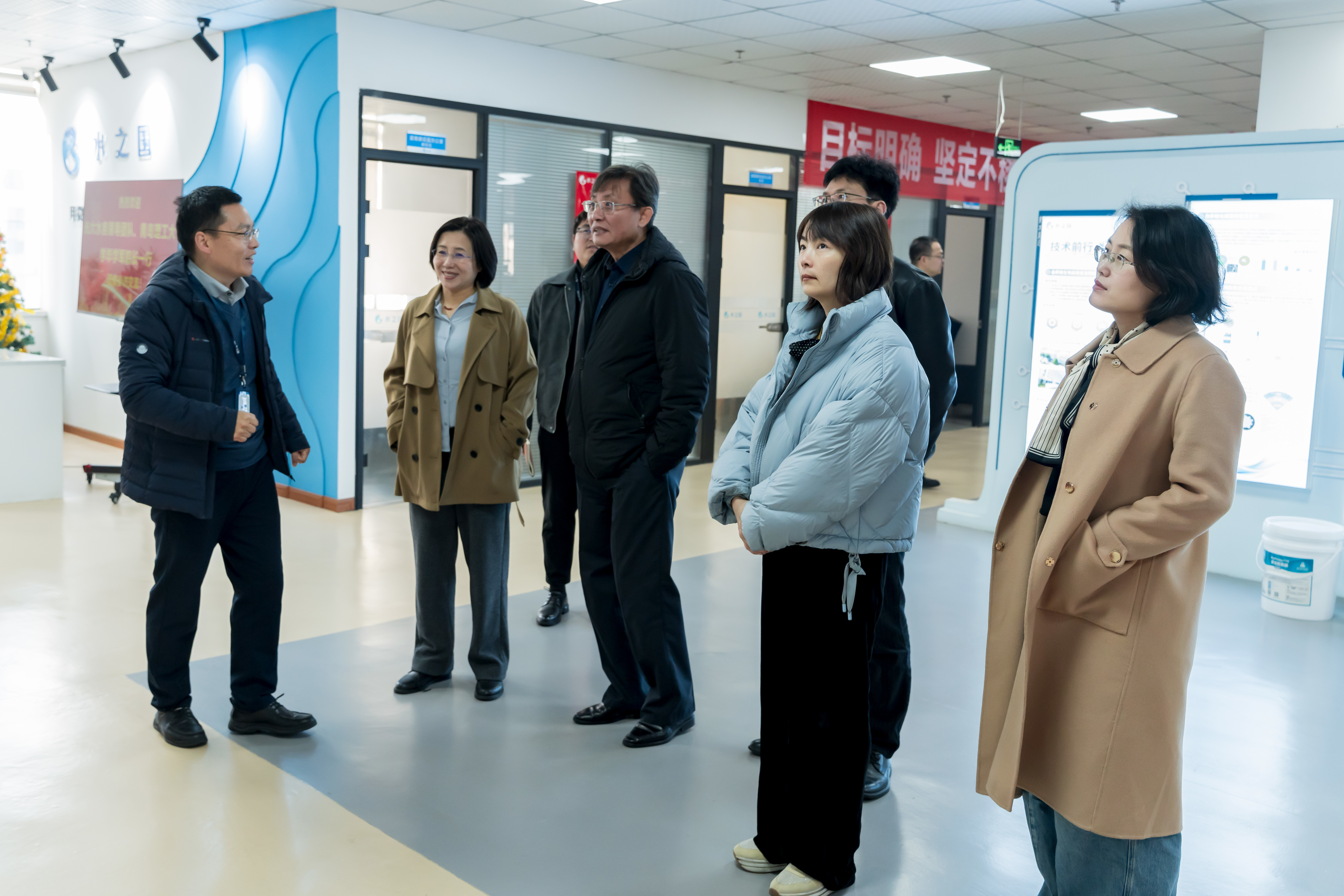 深入污水科技前沿，青岛理工&光大水务莅临J9集团国际站娱乐参观交流！